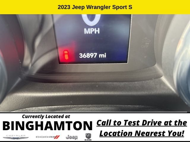 Used 2023 Jeep Wrangler Unlimited Sport AWD/4WD image 13