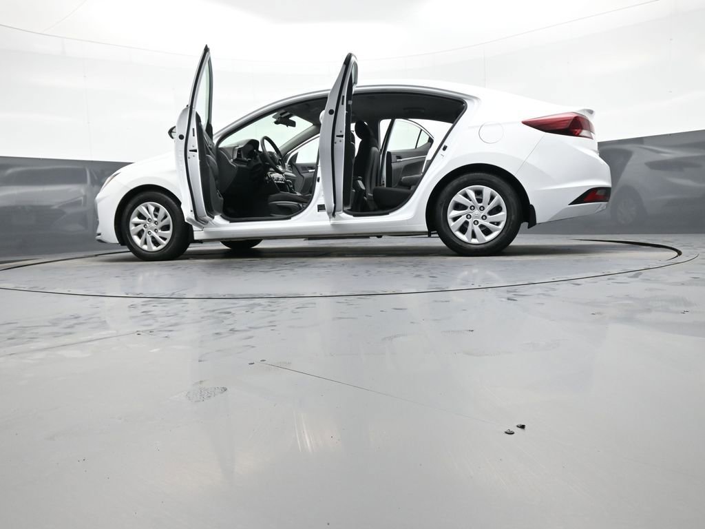 Used 2020 Hyundai Elantra SE w/ Cargo Package (C1) image 48