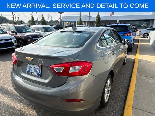 Certified 2017 Chevrolet Cruze LT w/ Convenience Package FWD image 8