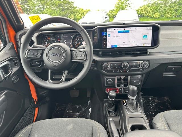 Used 2025 Jeep Wrangler Unlimited Sport AWD/4WD image 14