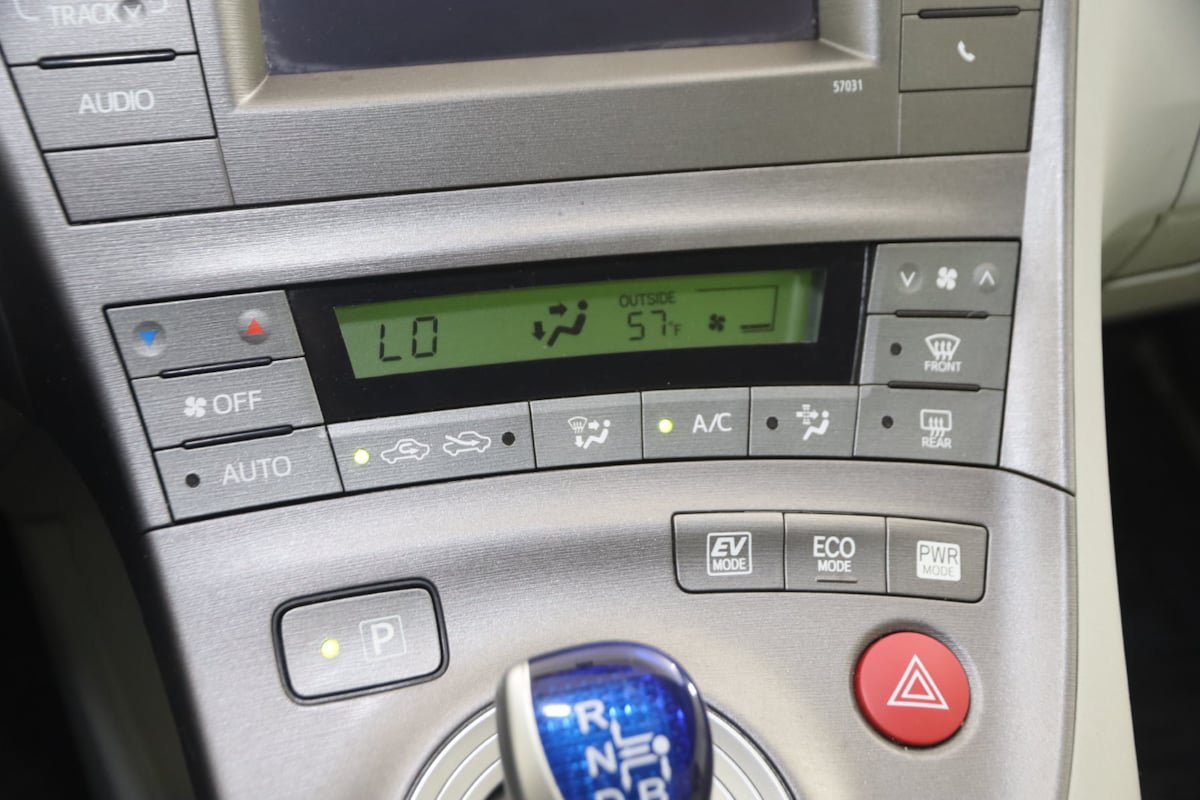Used 2014 Toyota Prius Two FWD image 19