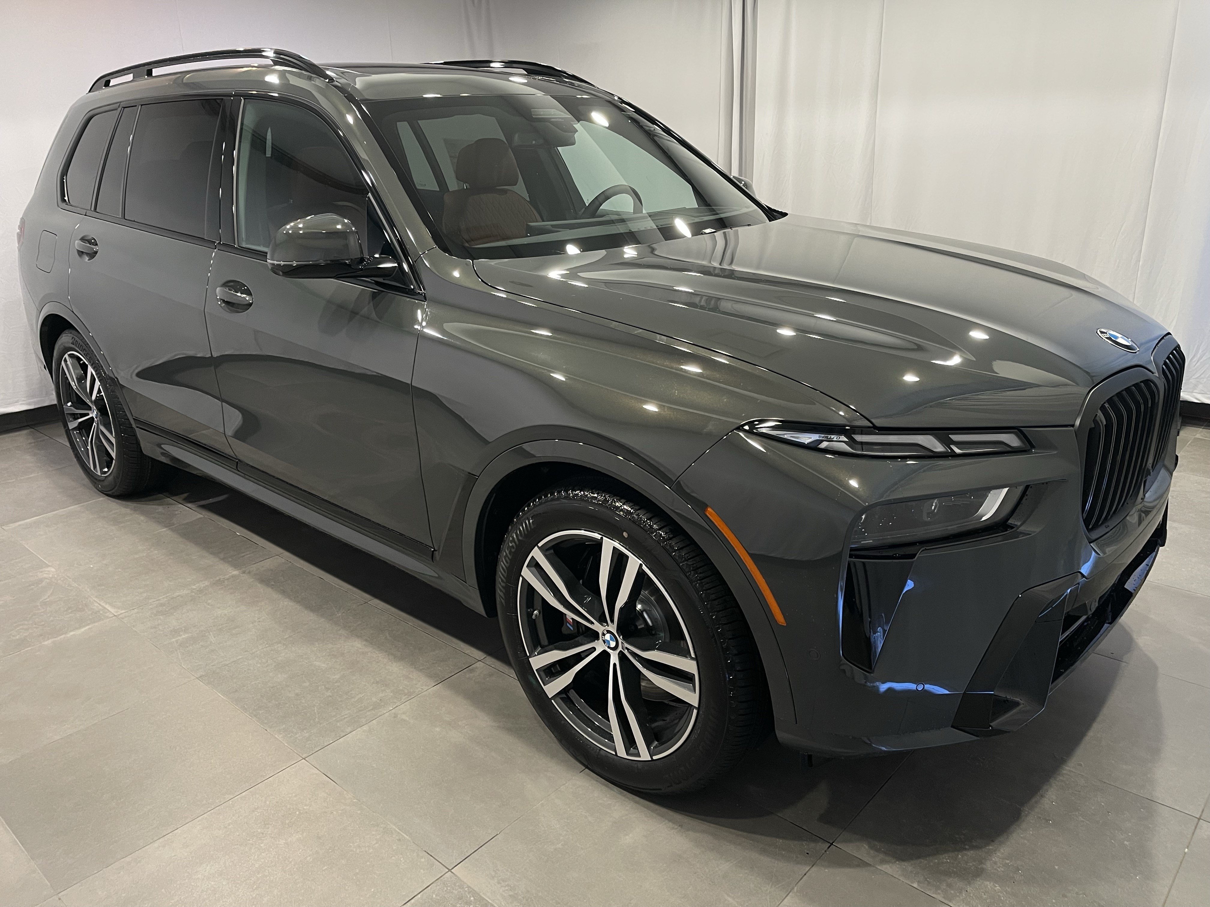 New 2027 BMW X7 xDrive40i w/ Executive Package AWD/4WD image 3