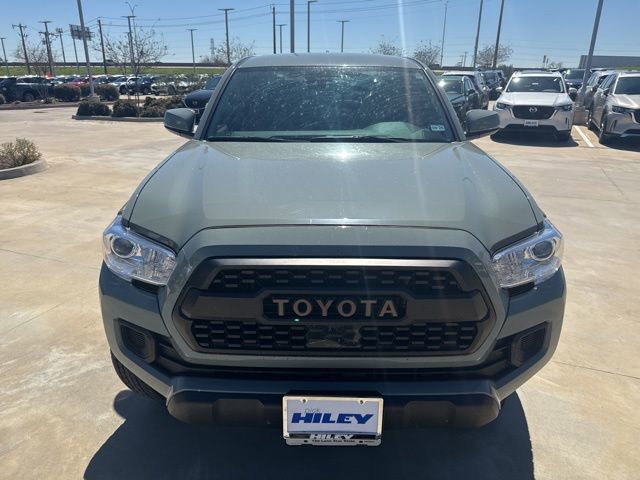 Used 2023 Toyota Tacoma Trail Edition w/ Trail Edition image 2
