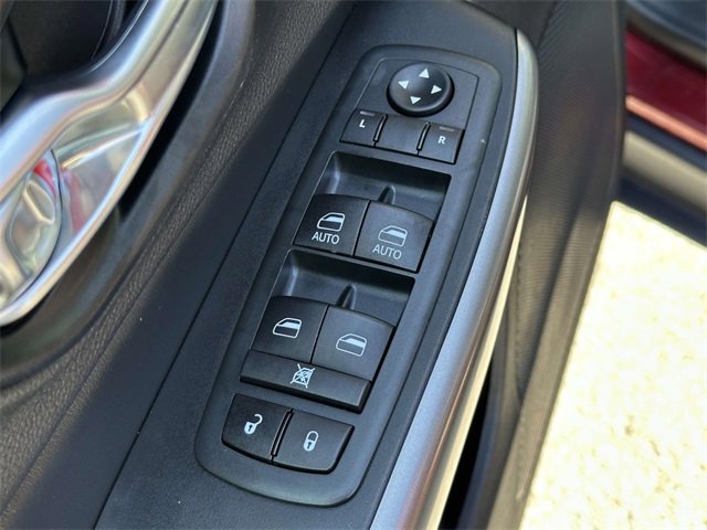 Used 2021 Jeep Cherokee Limited w/ Mopar Interior Package image 20