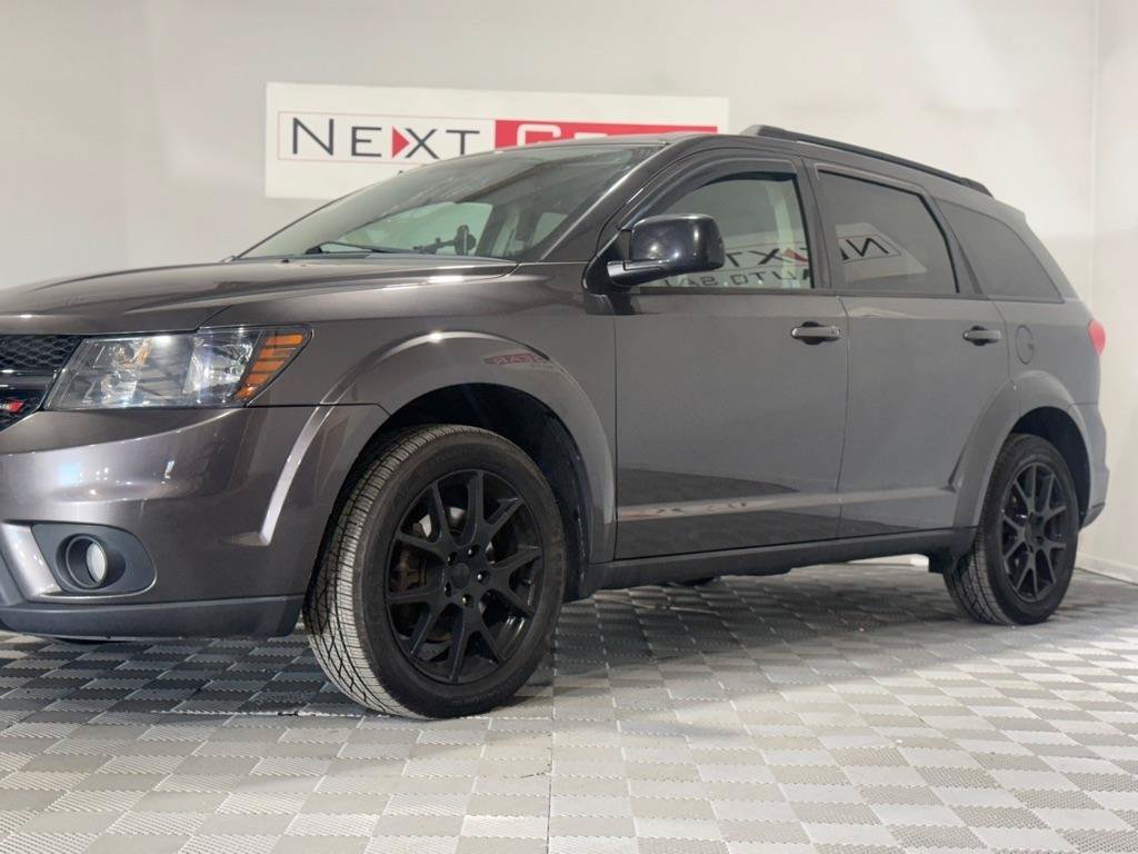 Used 2016 Dodge Journey SXT w/ Blacktop Package FWD image 5