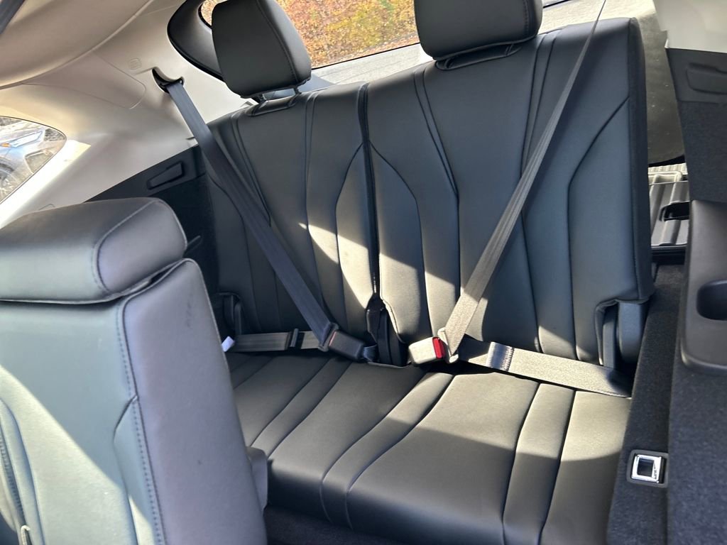 New 2026 Acura MDX SH-AWD image 24