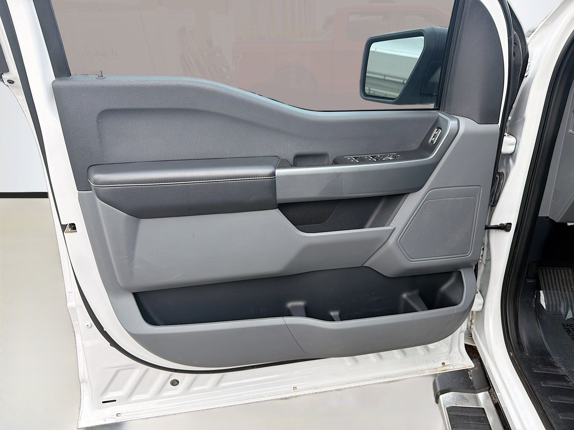 Used 2022 Ford F150 XLT w/ Trailer Tow Package image 21