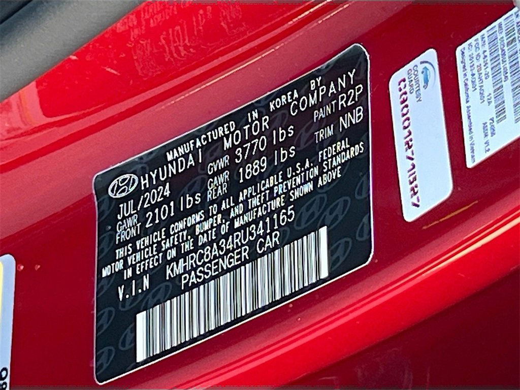 Used 2024 Hyundai Venue Limited image 32