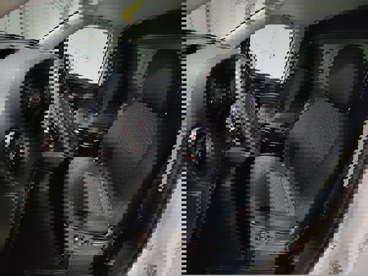 Used 2022 Mercedes-Benz Metris image 19