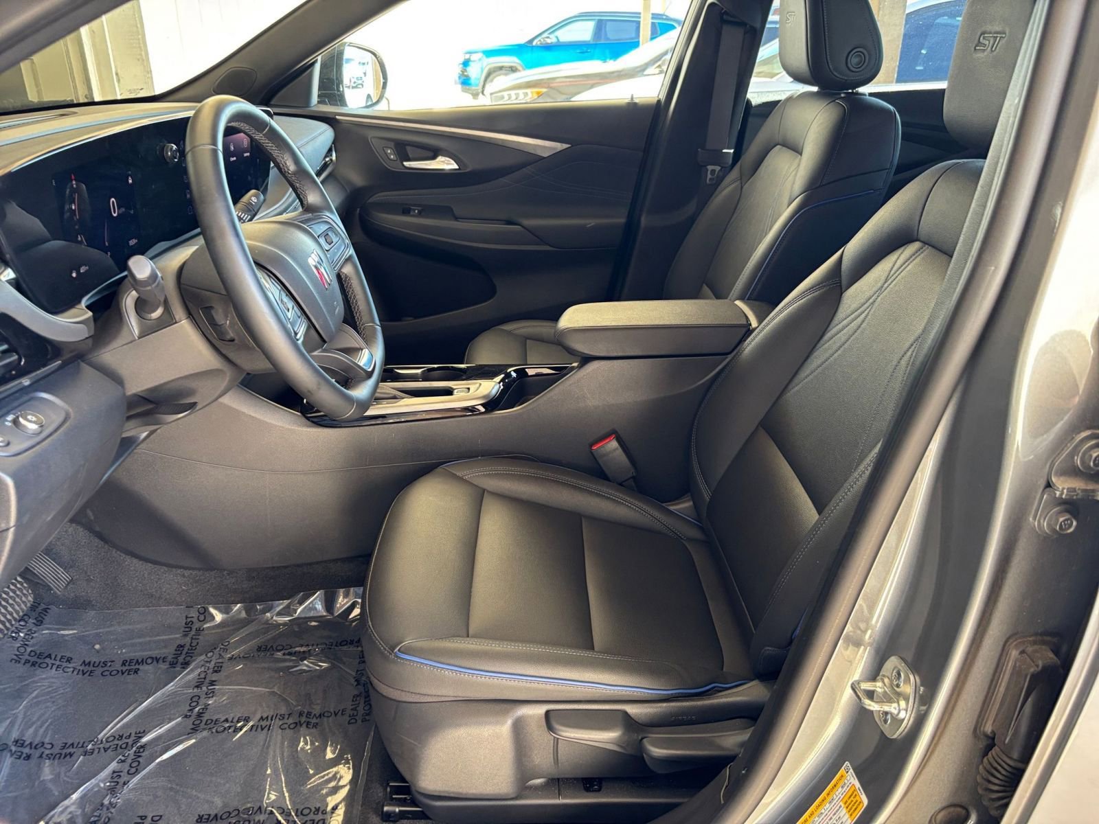 Used 2025 Buick Envista Sport Touring image 24