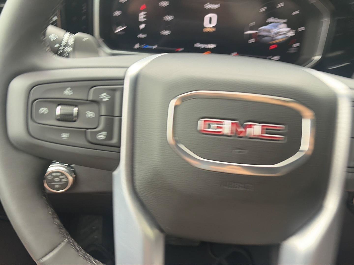 New 2026 GMC Sierra 1500 SLT w/ SLT Premium Plus Package AWD/4WD image 17