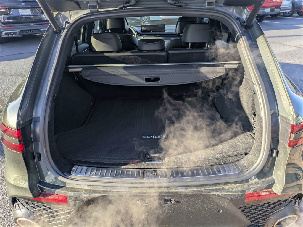 Used 2025 Genesis GV70 3.5T Sport image 14