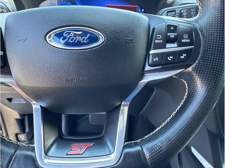 Used 2020 Ford Explorer ST w/ Premium Technology Package AWD/4WD image 33