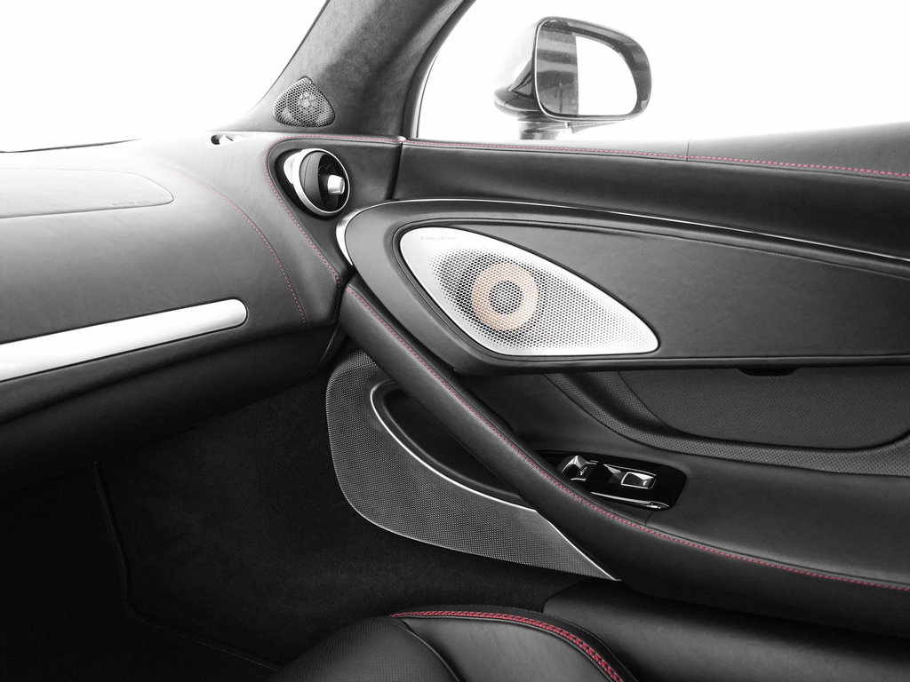 Used 2023 McLaren GT RWD image 11