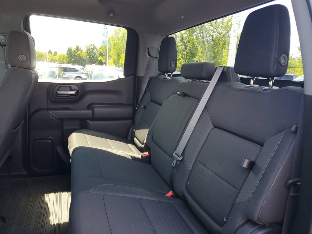 Used 2022 Chevrolet Silverado 1500 Custom Trail Boss AWD/4WD image 28
