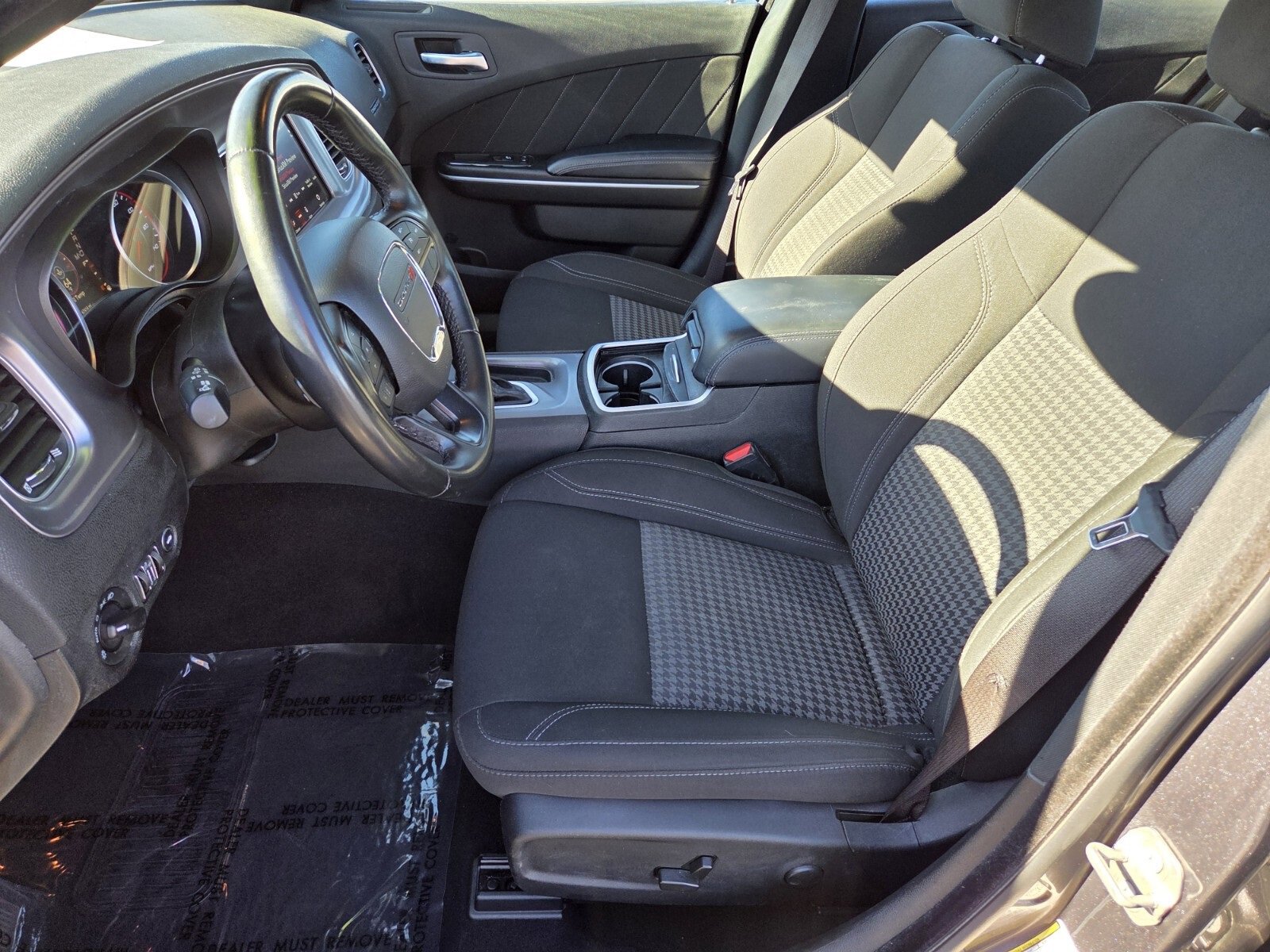 Used 2023 Dodge Charger SXT image 10