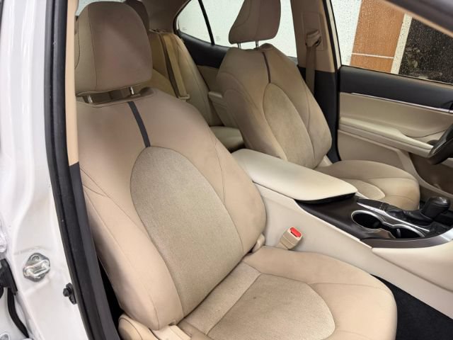 Used 2023 Toyota Camry LE FWD image 11