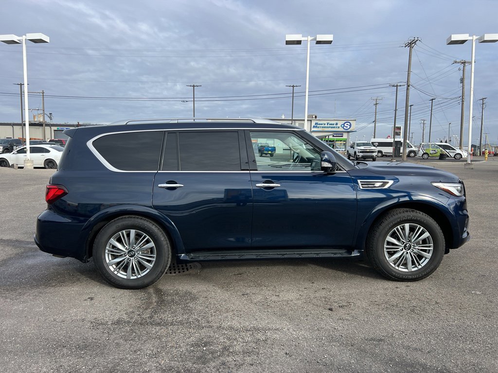 Used 2021 INFINITI QX80 Luxe image 2