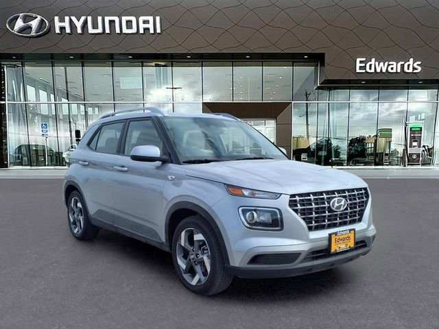 Used 2025 Hyundai Venue SEL image 10