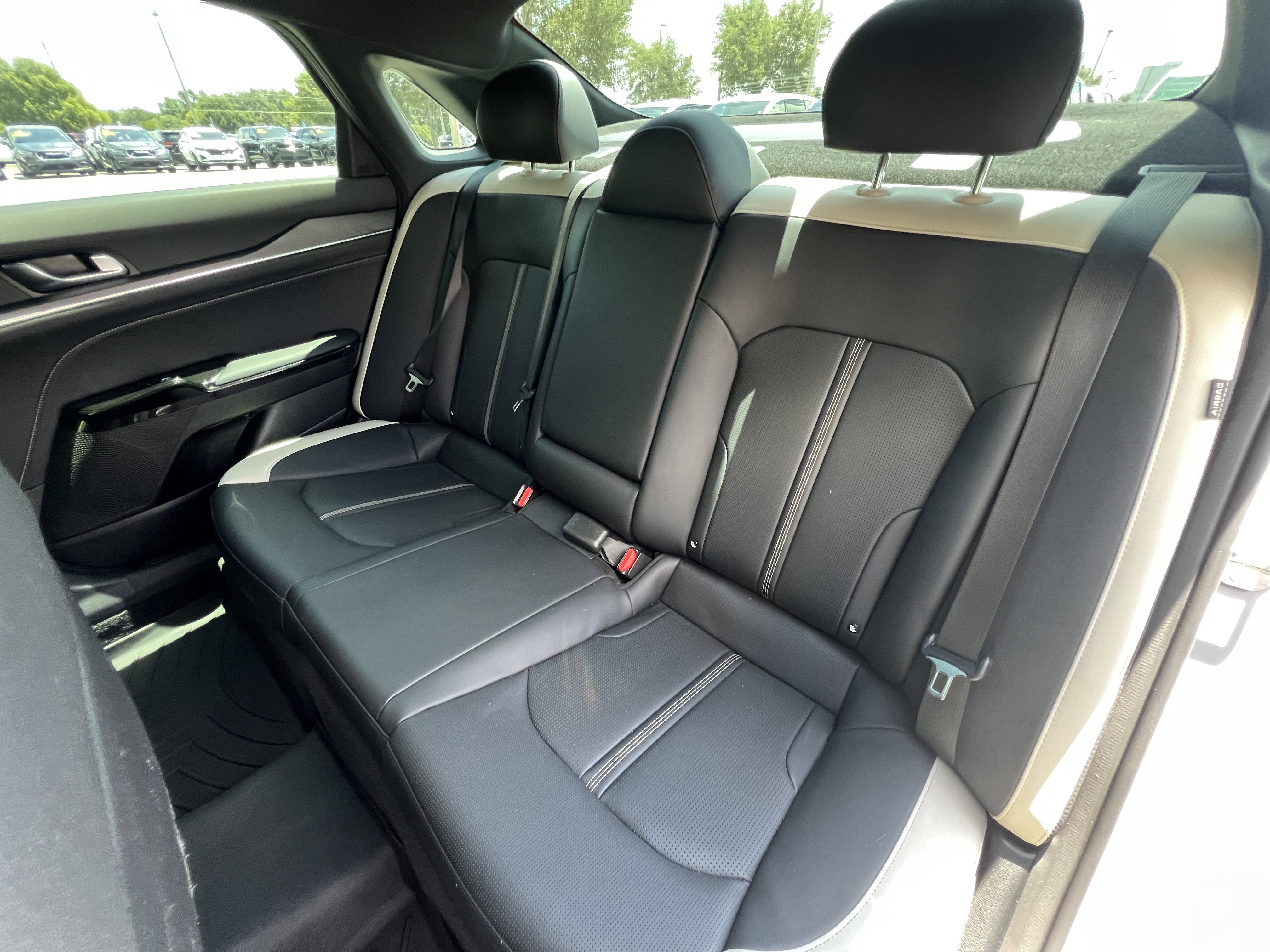 Used 2025 Kia K5 GT-Line w/ GT-Line Premium Package FWD image 12
