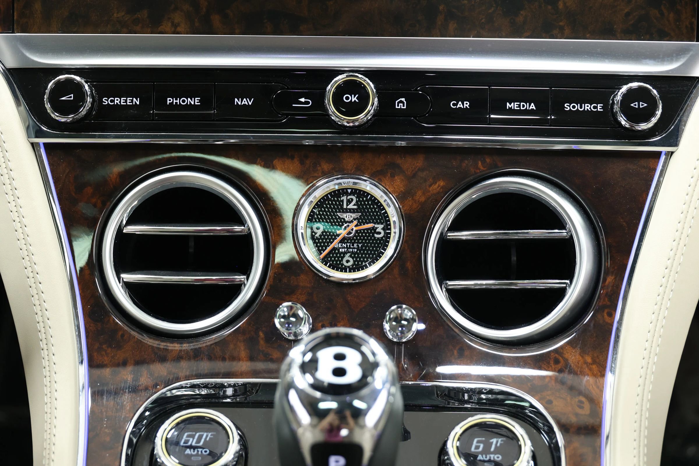 Used 2021 Bentley Continental GT image 49