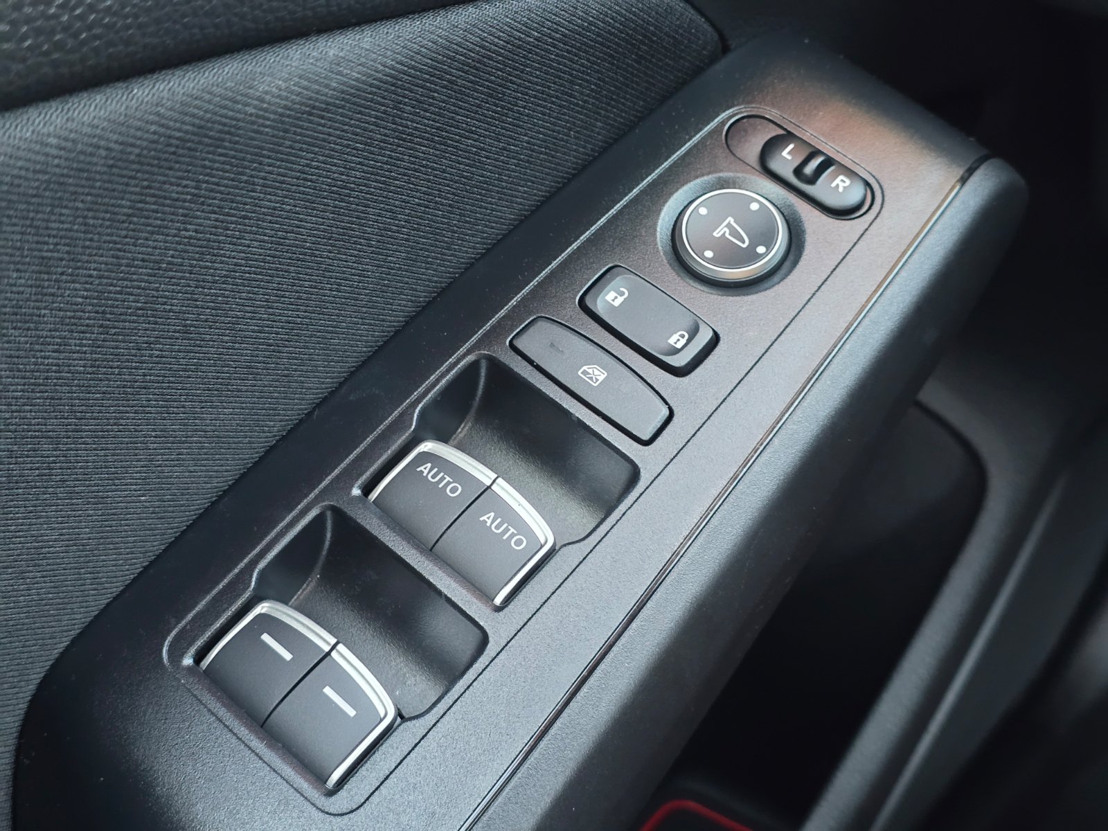 Used 2025 Honda Civic Sport image 24