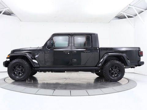 Used 2021 Jeep Gladiator Willys image 2