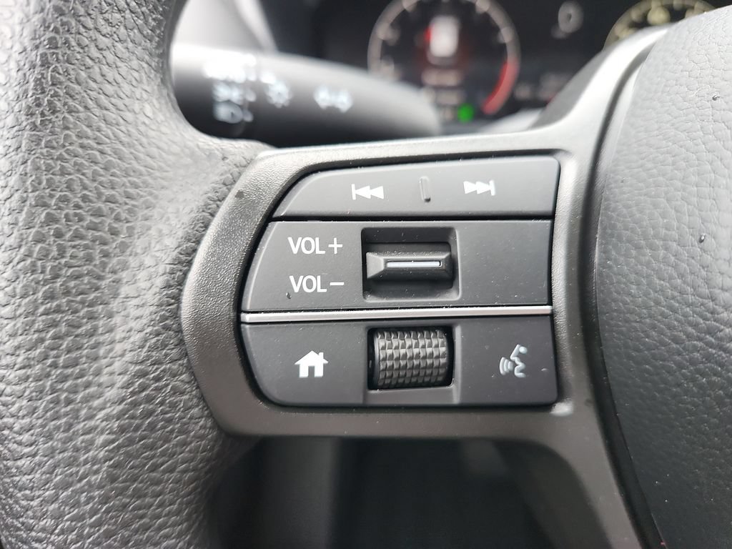 New 2026 Honda HR-V LX image 28