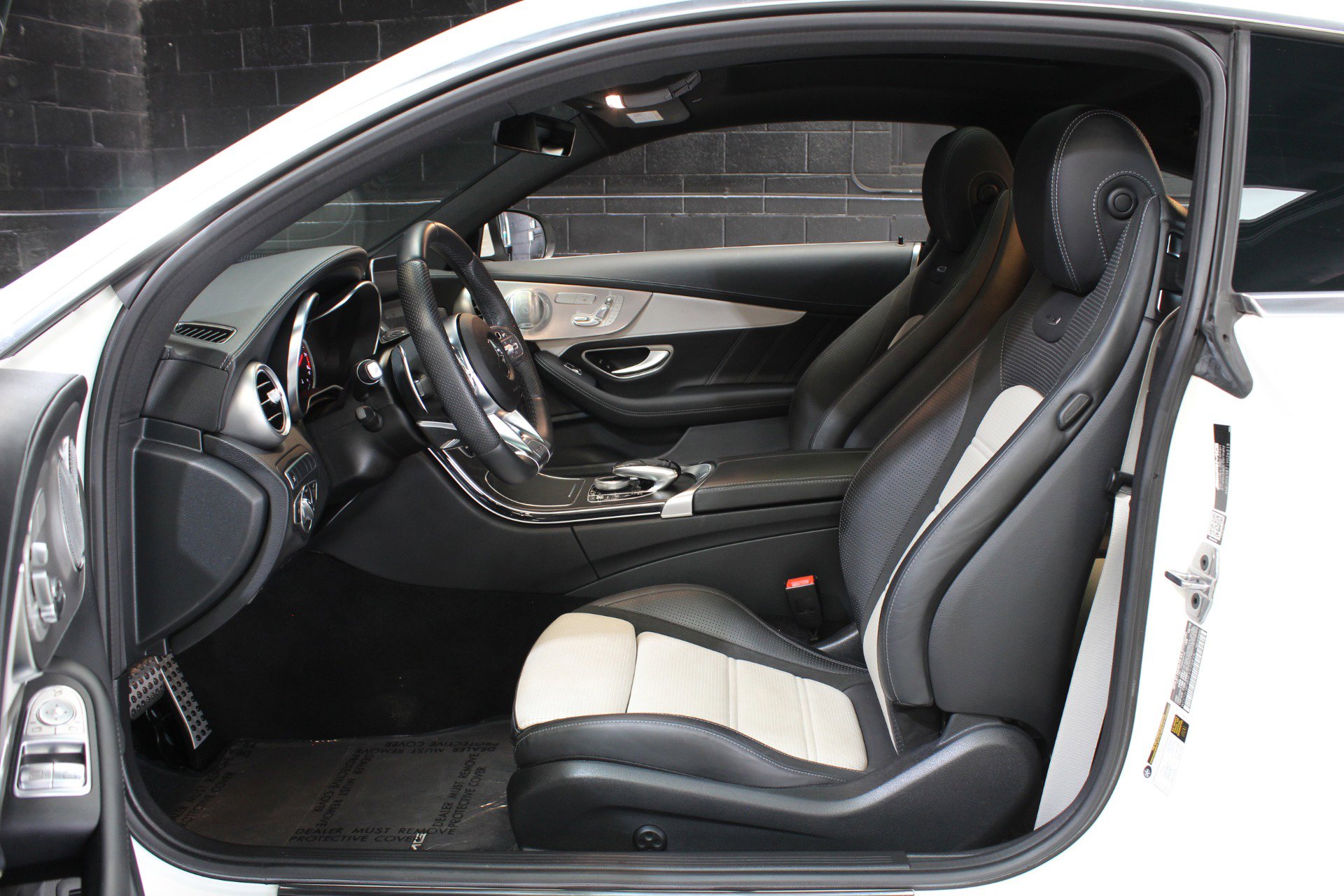 Used 2020 Mercedes-Benz C 63 AMG S w/ Multimedia Package image 27