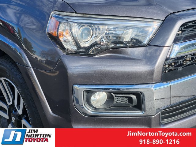 Used 2017 Toyota 4Runner Limited AWD/4WD image 10