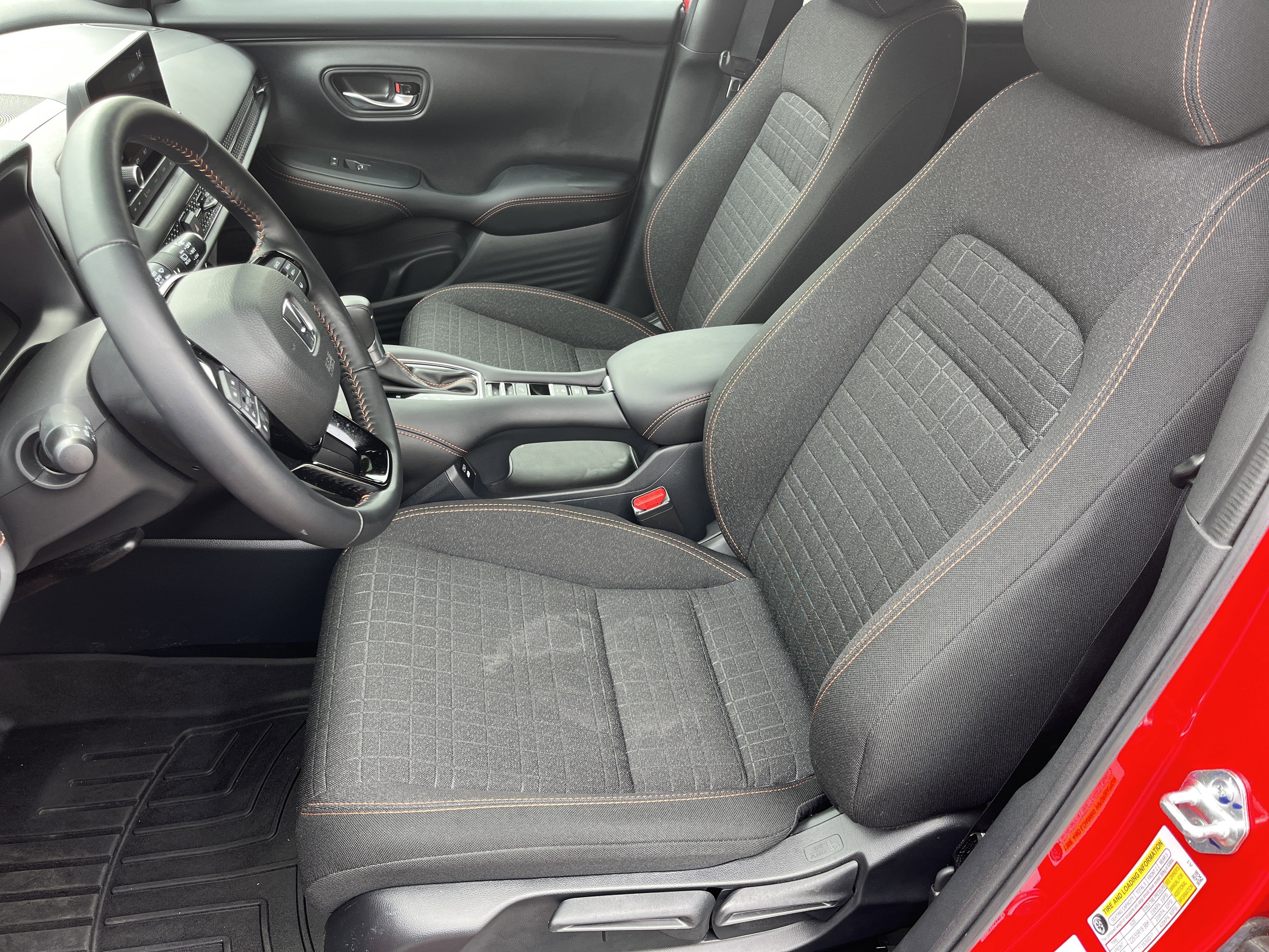 Certified 2025 Honda HR-V Sport image 17