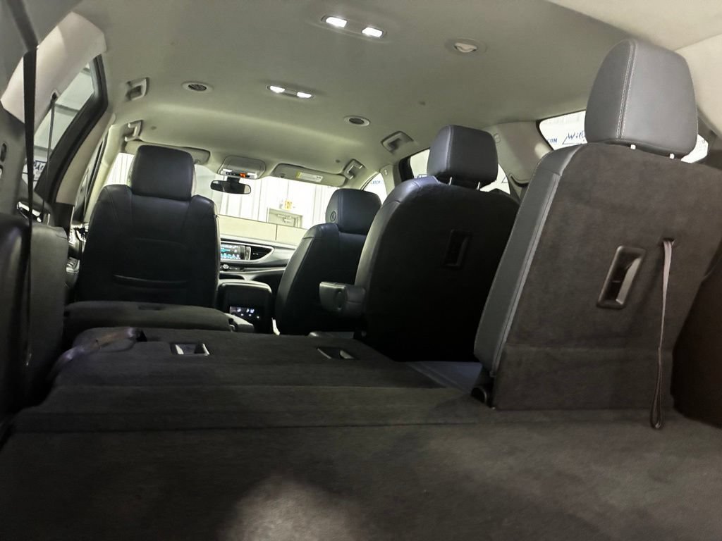 Used 2019 Buick Enclave Essence FWD image 35