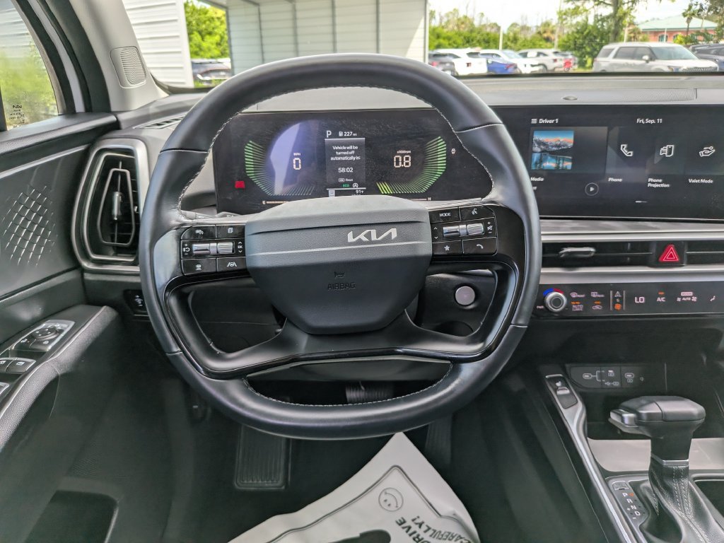 Certified 2026 Kia Sorento S w/ S Panoramic Sunroof Package FWD image 14
