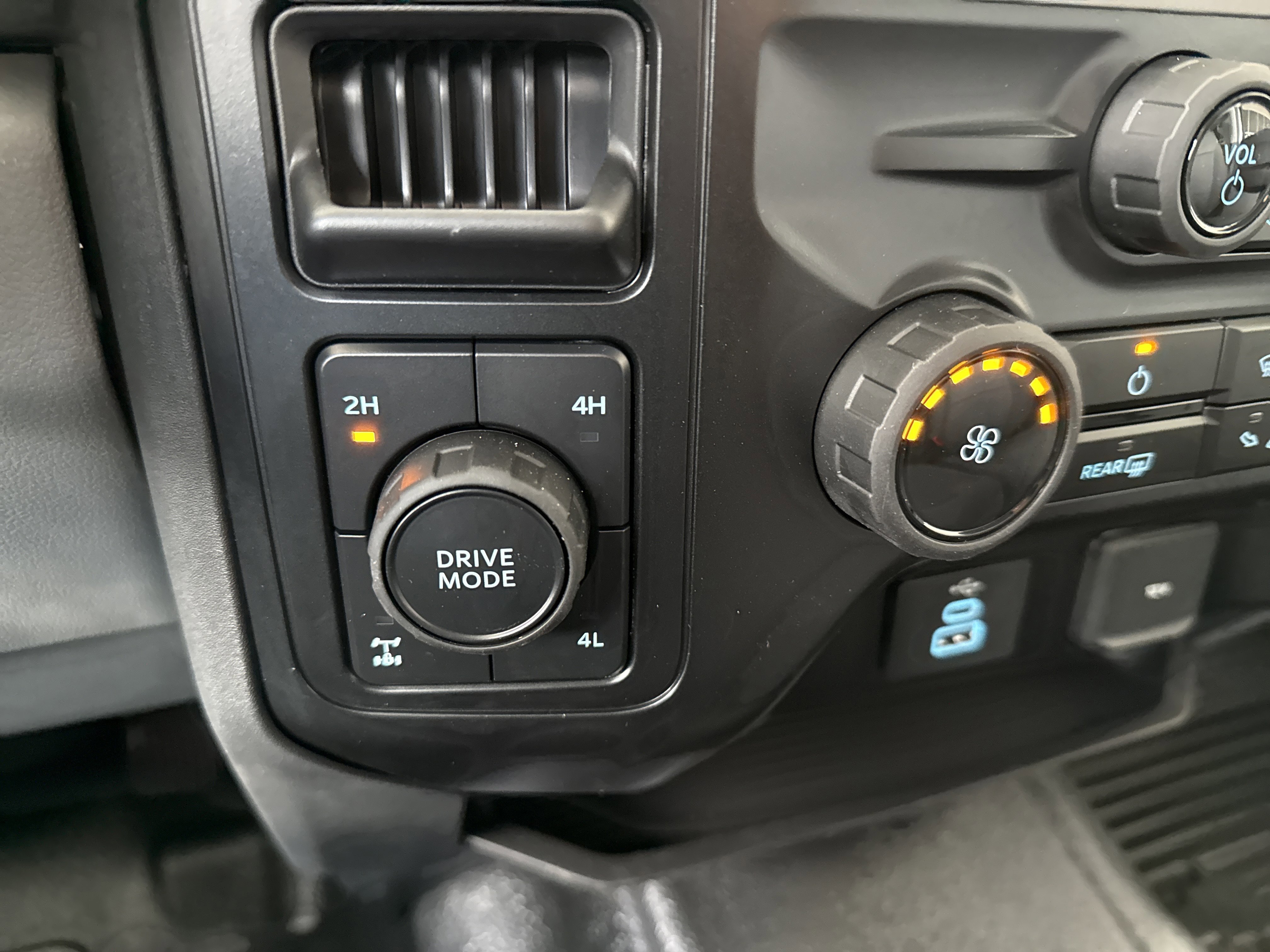 New 2026 Ford F250 XL image 26