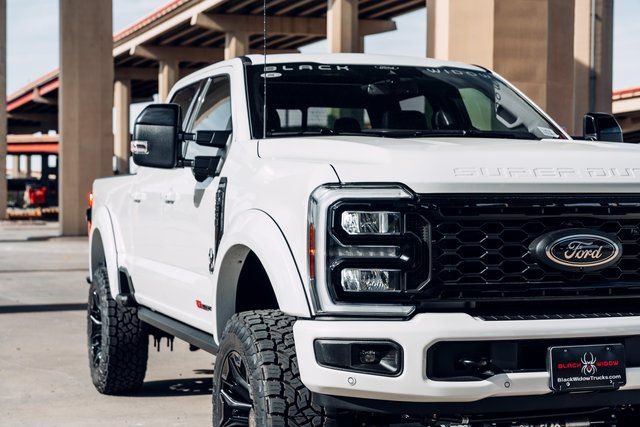 New 2026 Ford F250 Lariat w/ Black Appearance Package AWD/4WD image 3