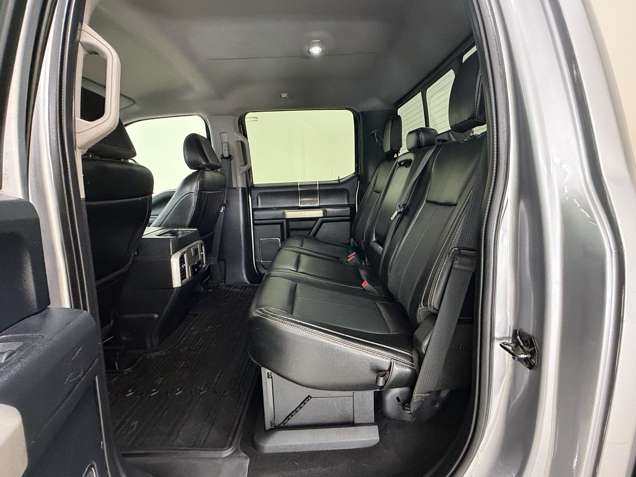 Used 2021 Ford F350 Lariat w/ Lariat Ultimate Package AWD/4WD image 24