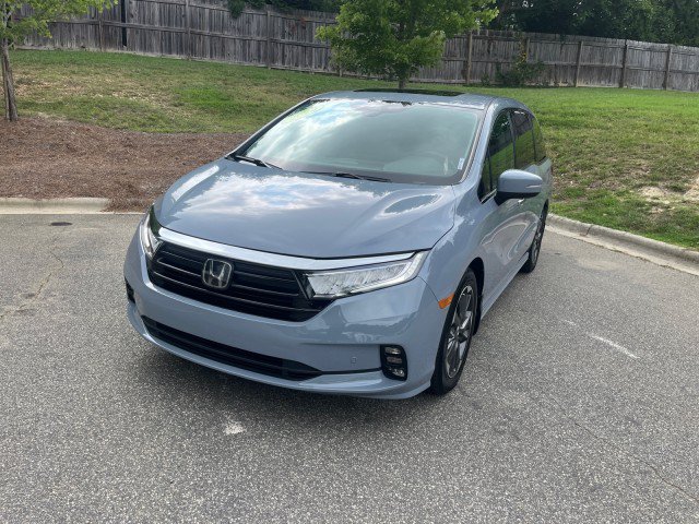 Certified 2023 Honda Odyssey Elite image 3