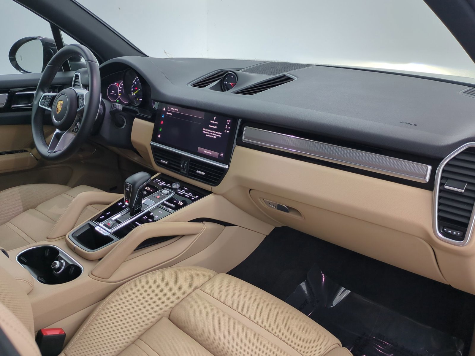 Certified 2023 Porsche Cayenne E-Hybrid image 26