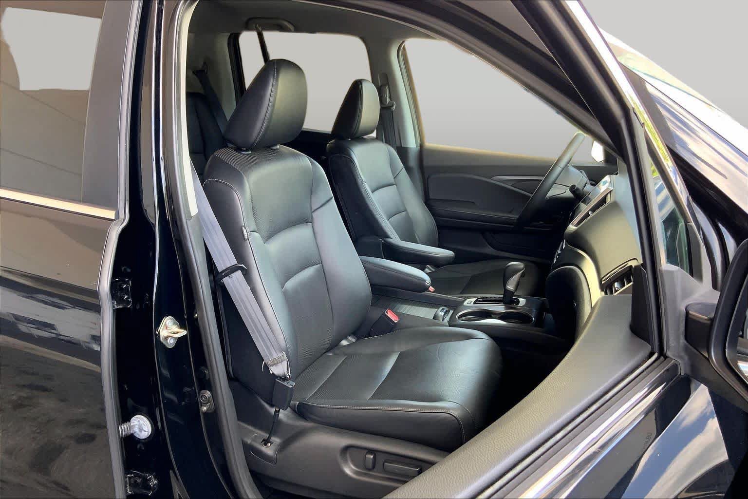 Used 2017 Honda Ridgeline RTL-T image 9
