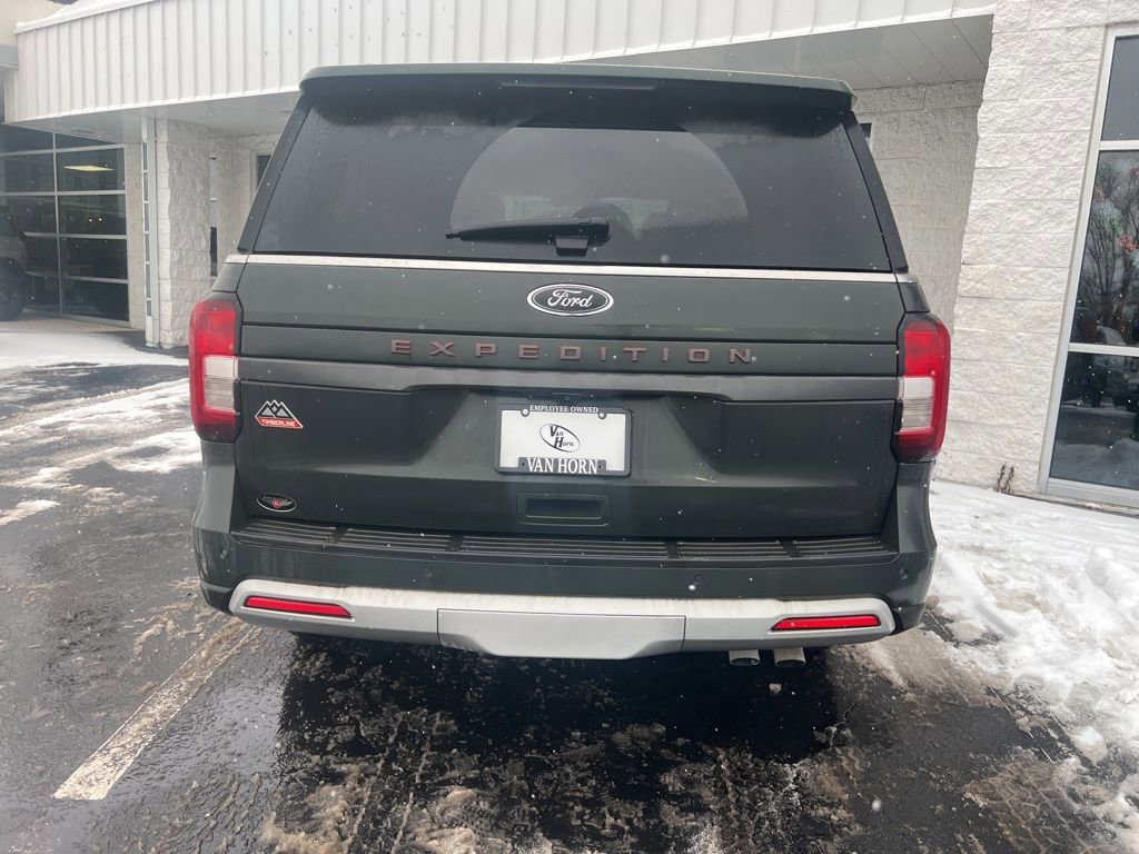Used 2022 Ford Expedition Timberline image 5