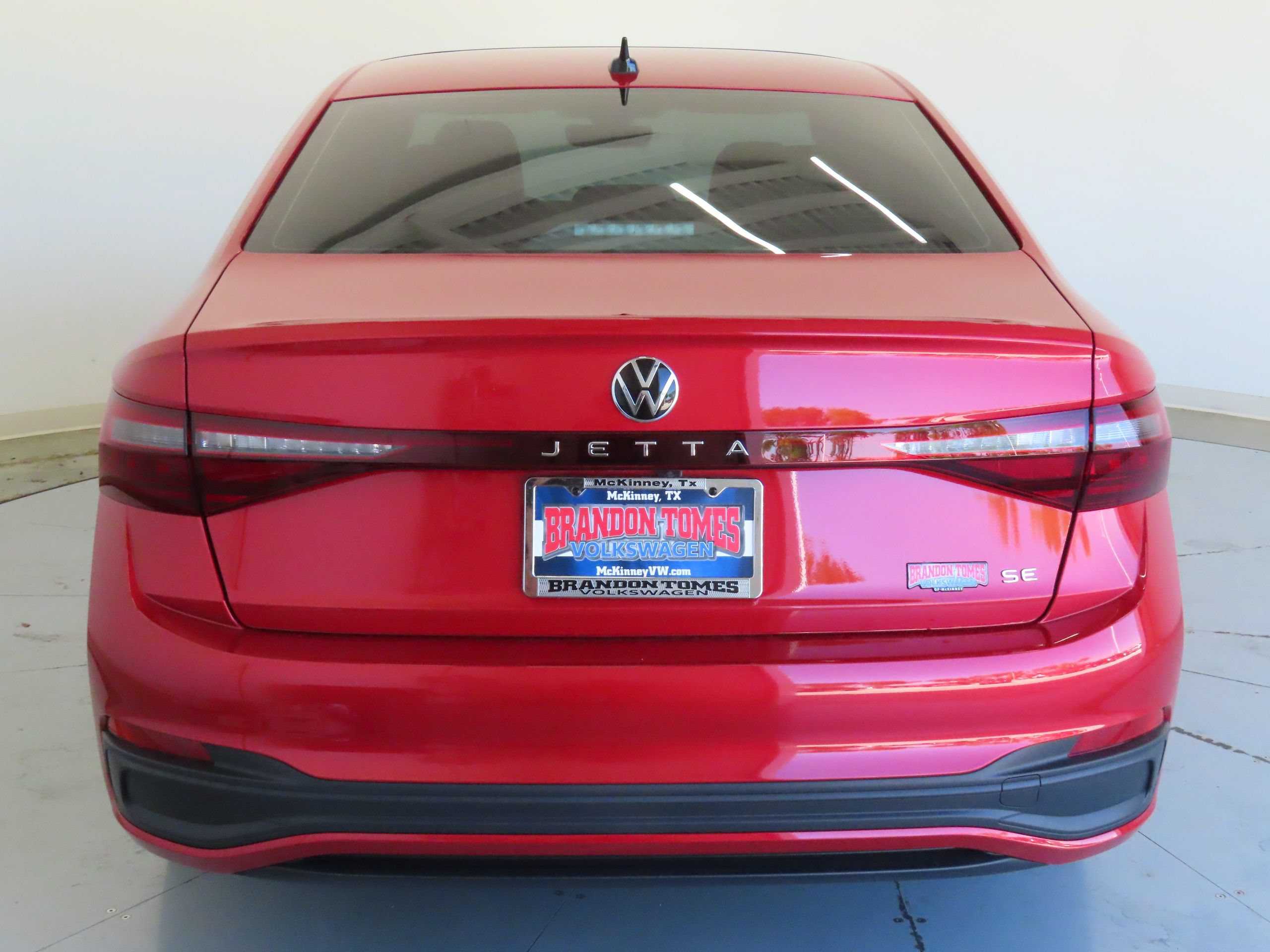 New 2026 Volkswagen Jetta SE FWD image 4
