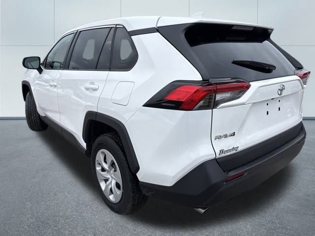Used 2024 Toyota RAV4 LE video 2