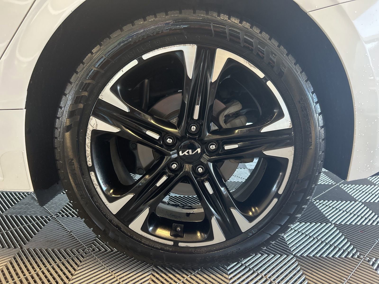 Used 2022 Kia K5 GT-Line w/ GT-Line FWD Premium Package image 9