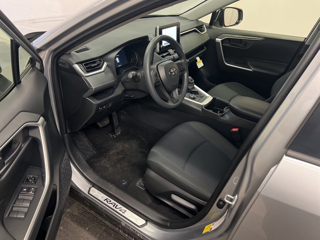 New 2025 Toyota RAV4 LE image 4
