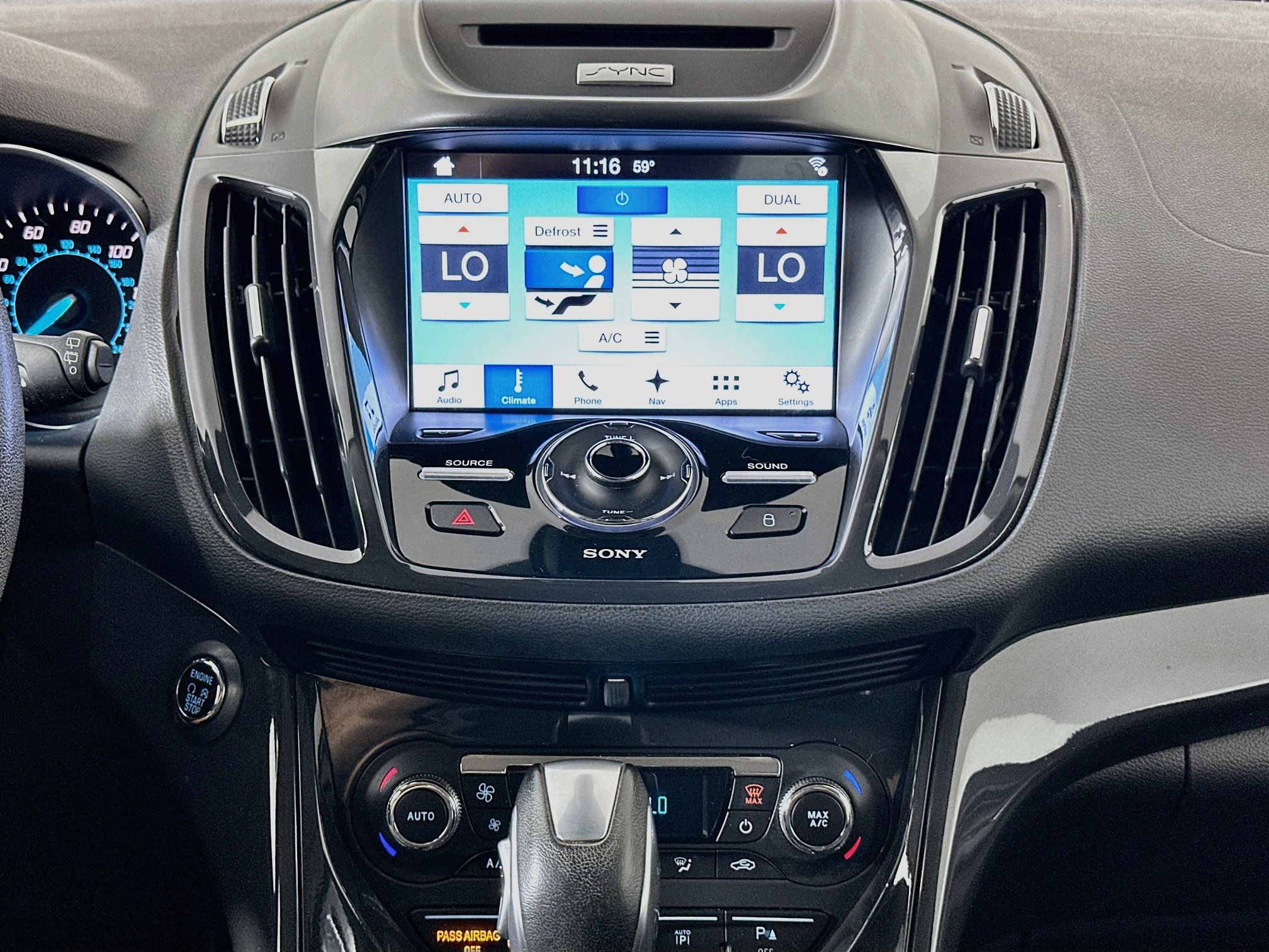 Used 2016 Ford Escape Titanium w/ Equipment Group 301A AWD/4WD image 24