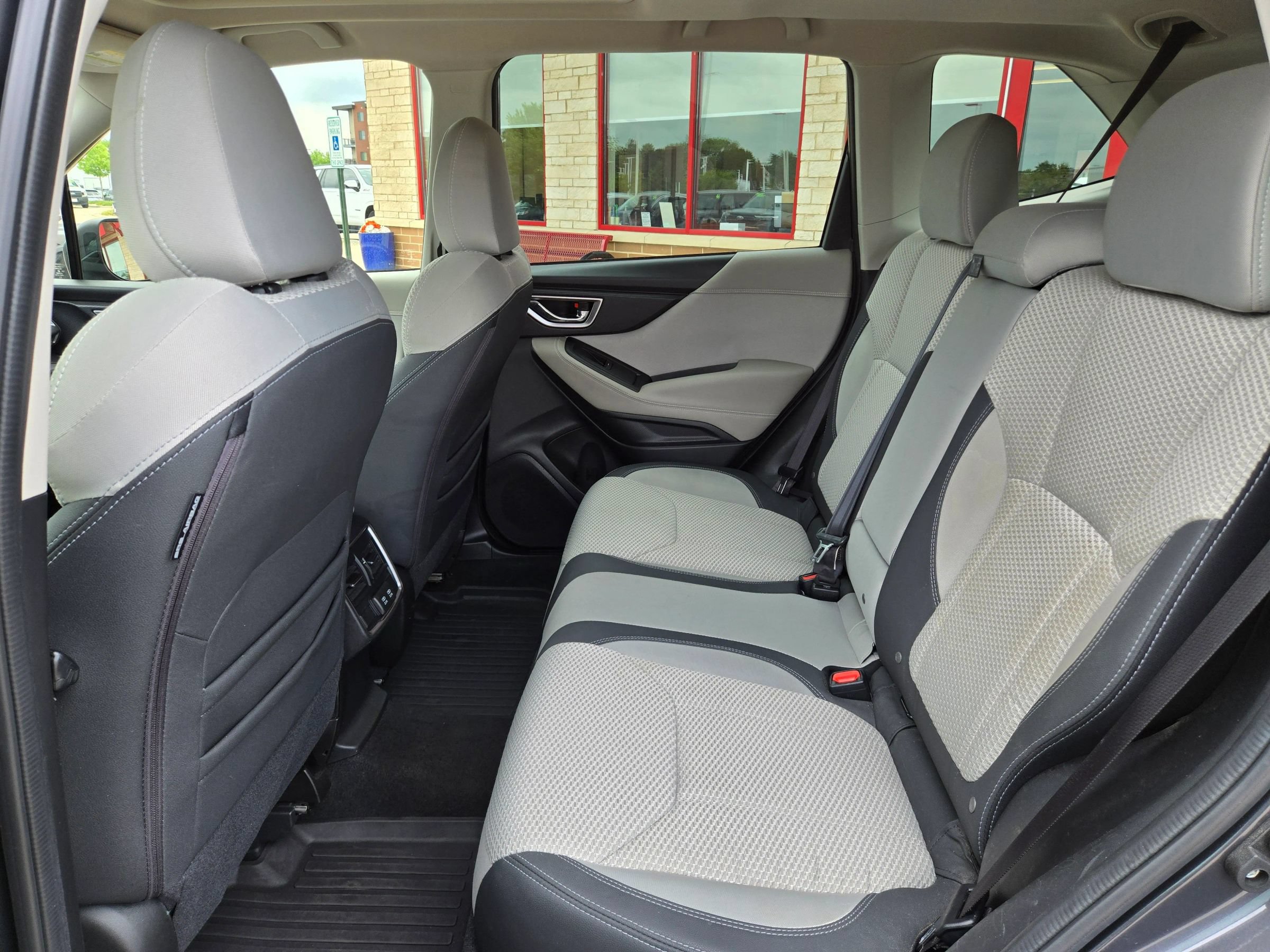 Used 2022 Subaru Forester Premium AWD/4WD image 10