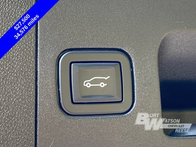 Used 2022 Cadillac XT4 Premium Luxury w/ Enhanced Visibility Package AWD/4WD image 18