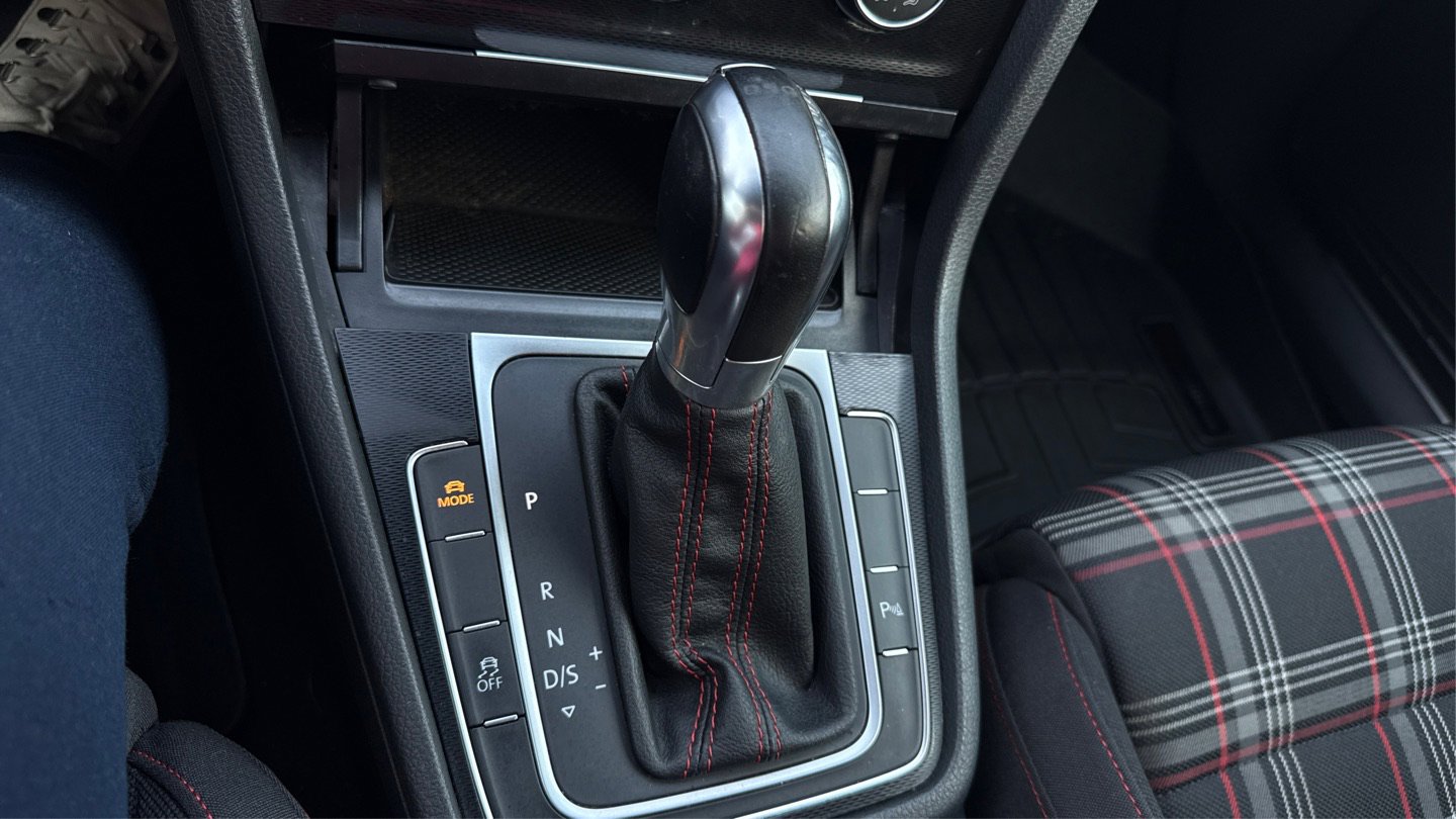 Used 2015 Volkswagen GTI S w/ Lighting Package (SEL) FWD image 16