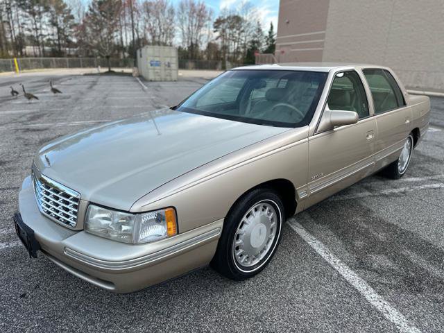 Used 1998 Cadillac De Ville image 1