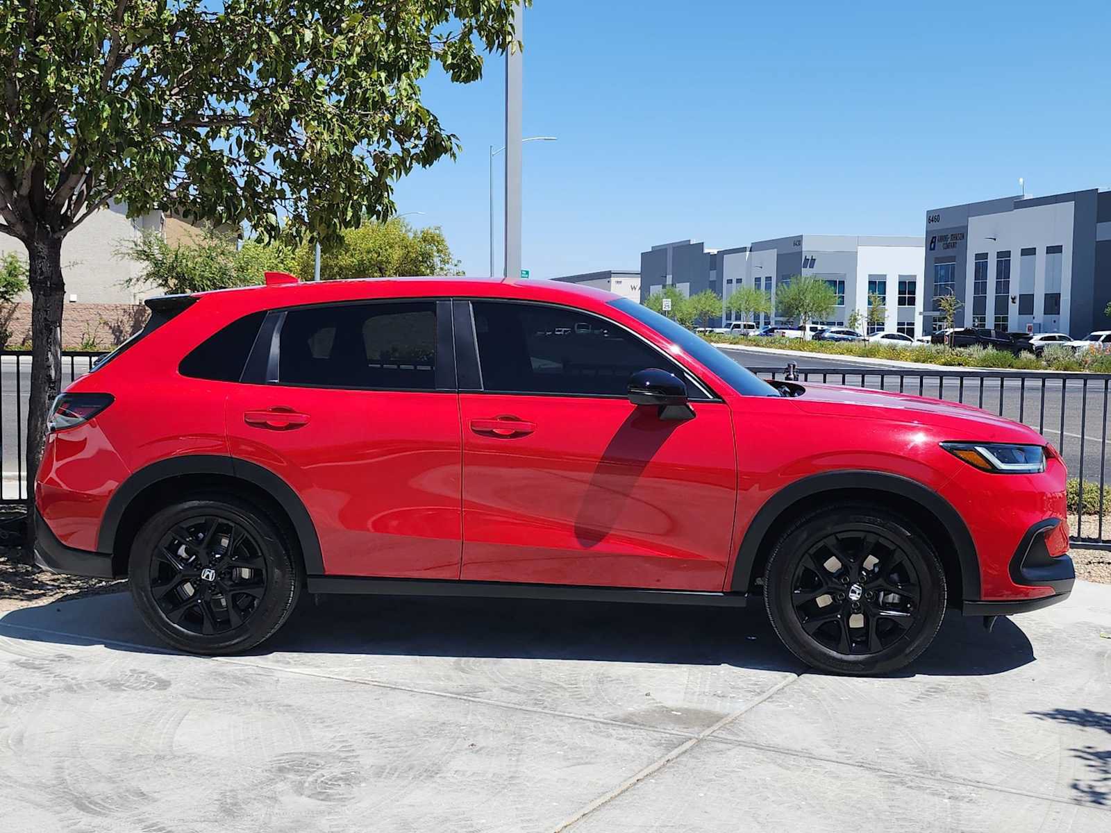 Used 2025 Honda HR-V Sport image 9
